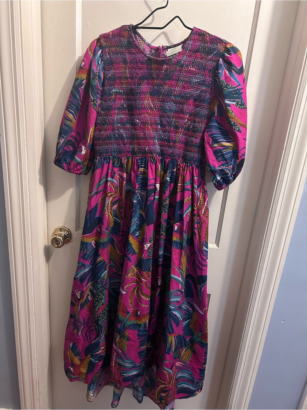 Farm Rio Macaw Tropical Pink Purple Puff Sleeve Smocked Dress Women’s Medium